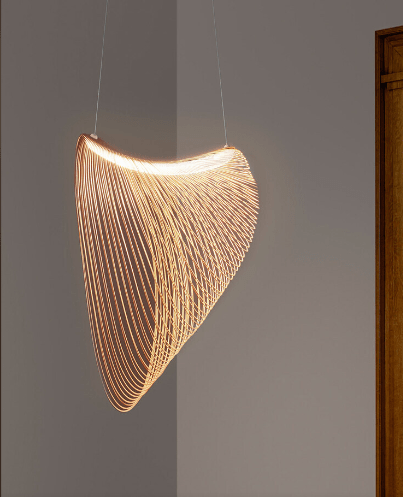 Lampada a sospensione in legno naturale
