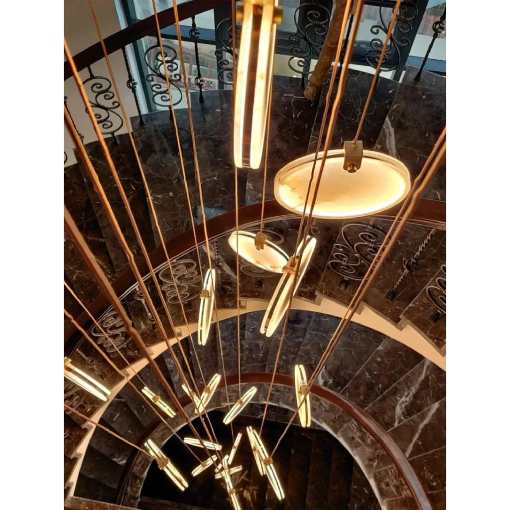 Lampadario a Anello LED MarbleGlow – Design Moderno in Marmo