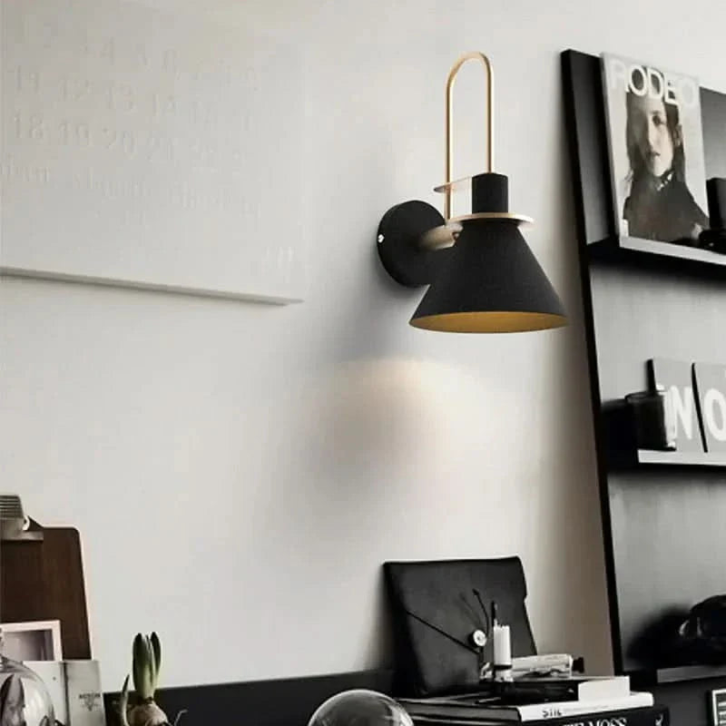 Lampada da Parete Minimalista con Design Moderno e Sleek