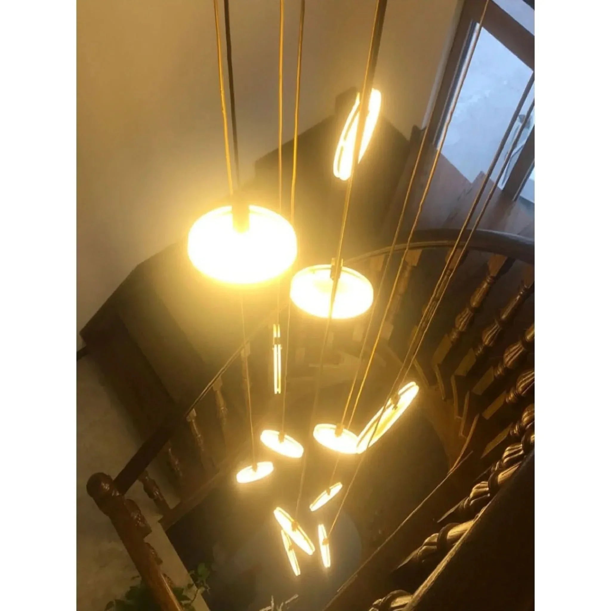 Lampadario a Anello LED MarbleGlow – Design Moderno in Marmo