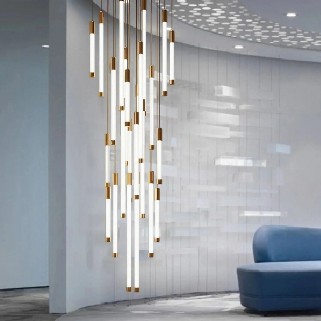 Candelabro LED Oro per Scale – Lampada a Sospensione Moderna