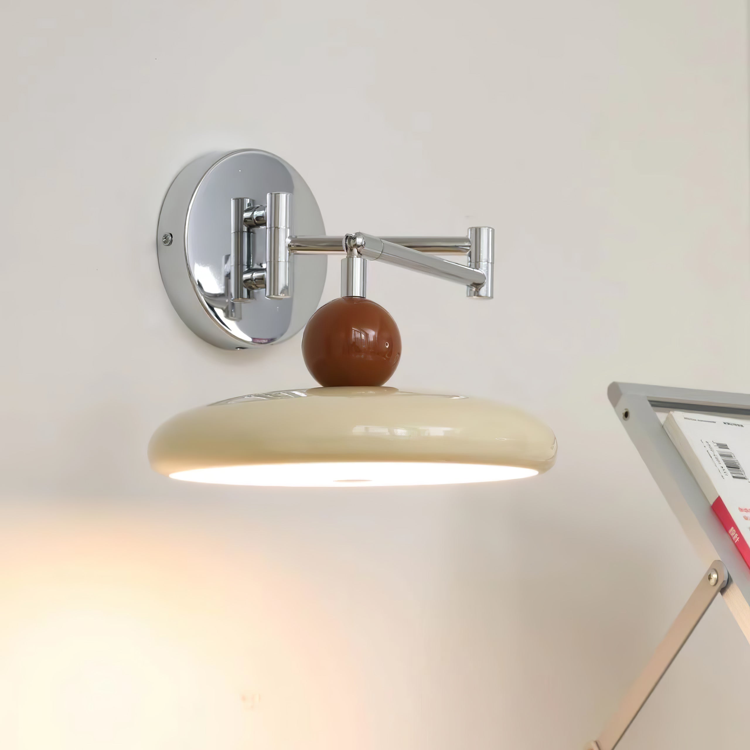 Modern Swing Arm Wall Lamp with Adjustable Design