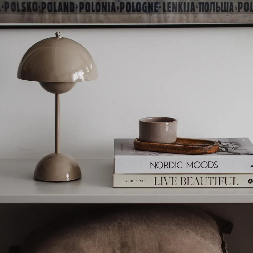 Lampada da Tavolo Touch Moderno - LumiTouch