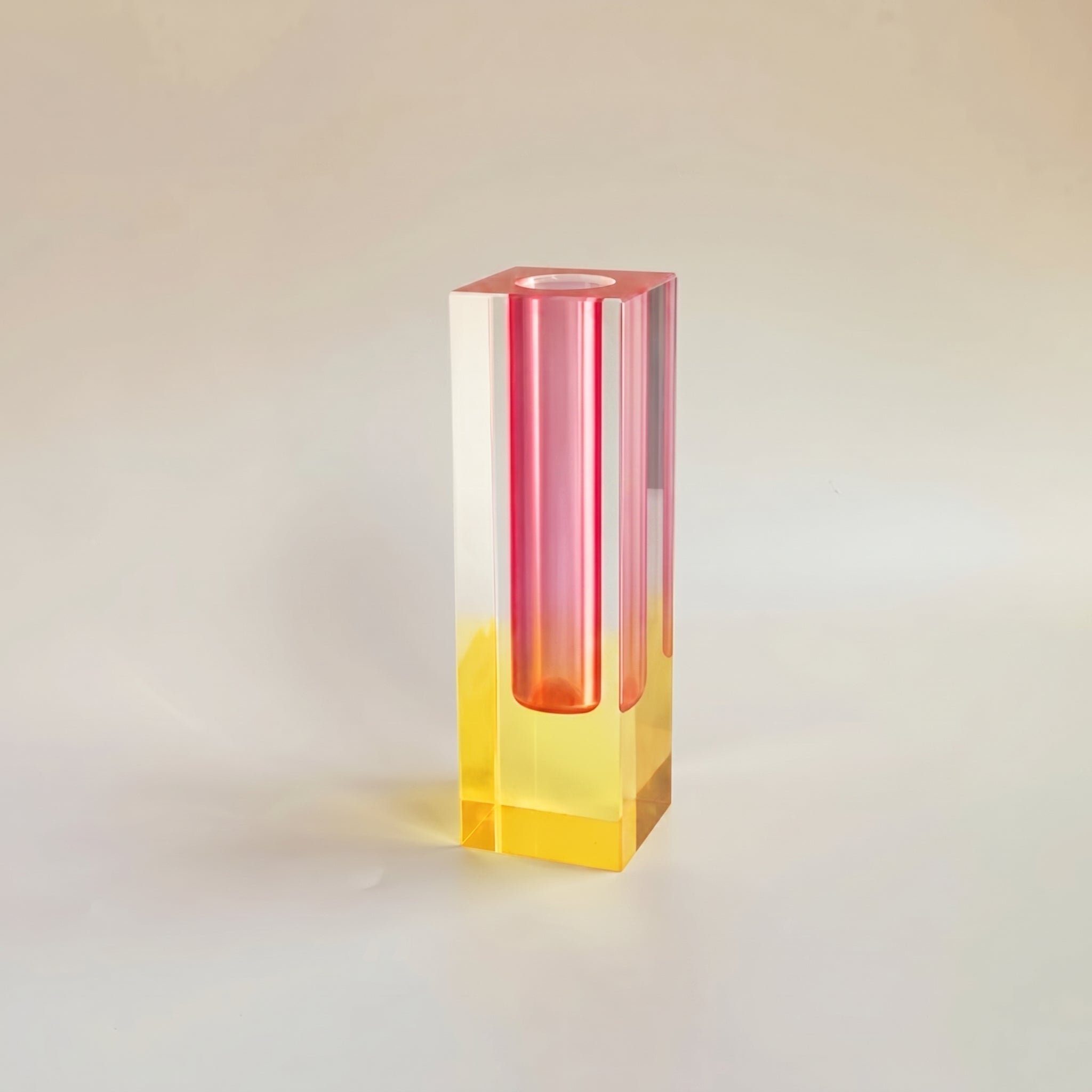 Vaso Prisma Moderno con Sfumature