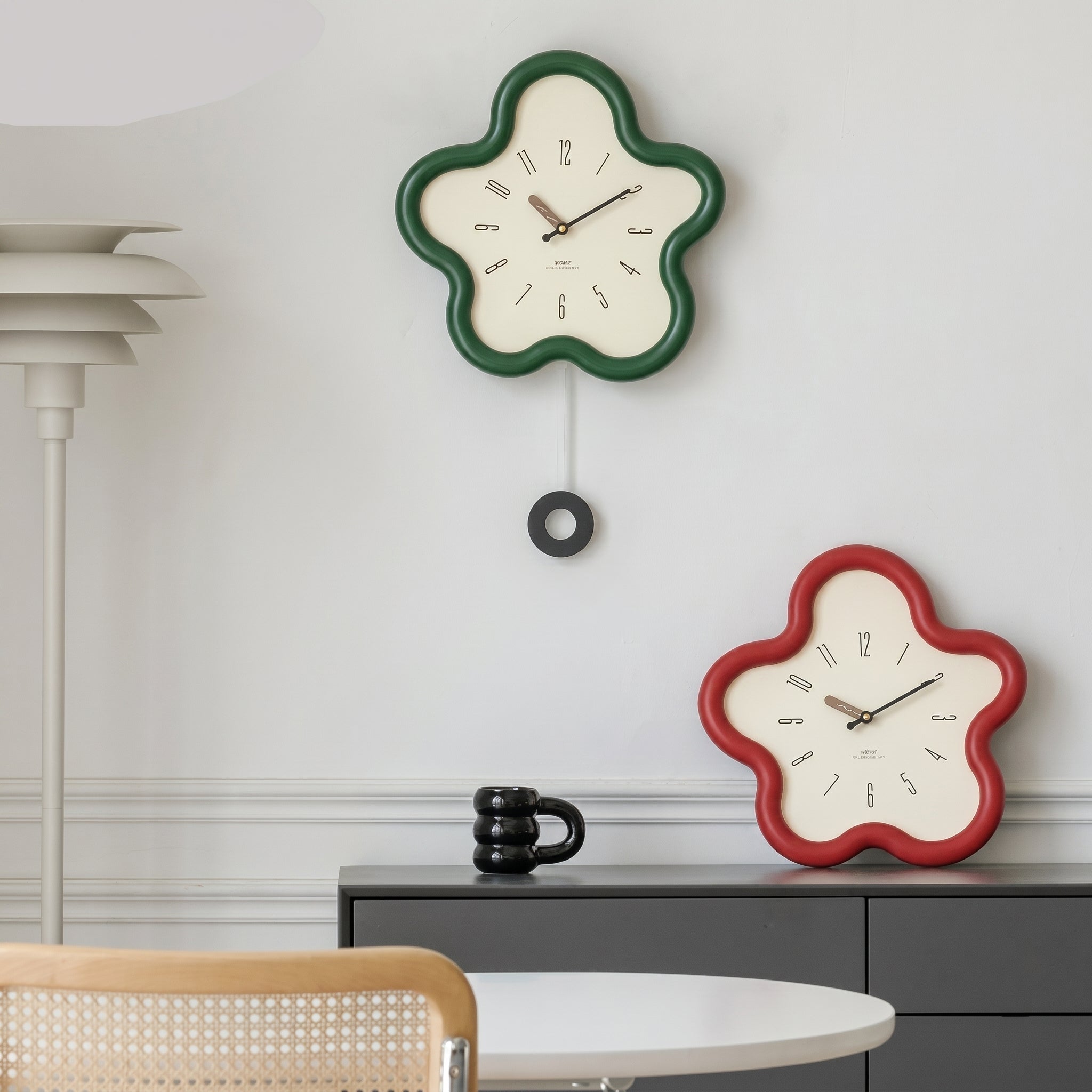 Orologio da parete moderno a forma di fiore