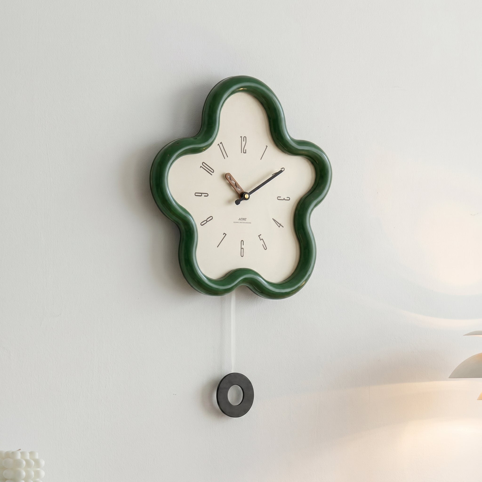 Orologio da parete moderno a forma di fiore