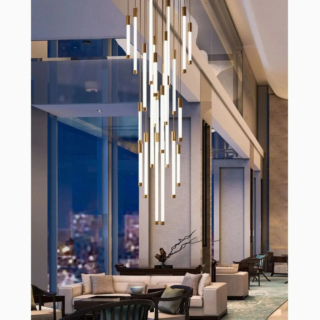 Candelabro LED Oro per Scale – Lampada a Sospensione Moderna