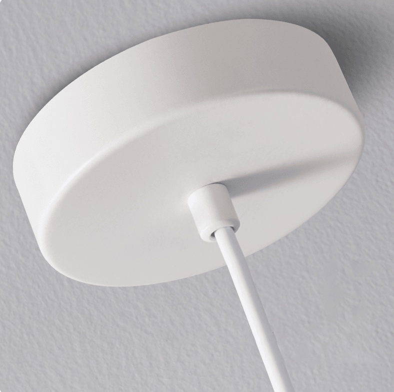Faretto Pendente in Legno e Metallo Nordico – Luce Sospesa Minimalista
