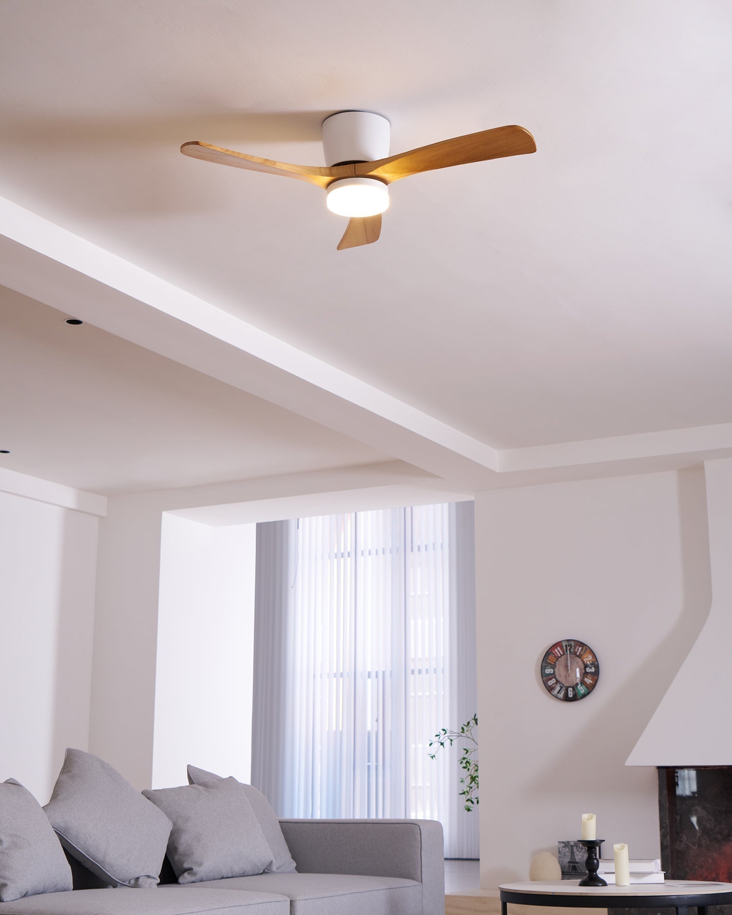 Ventilatore a Soffitto in Legno Nordico con Luce LED e Telecomando