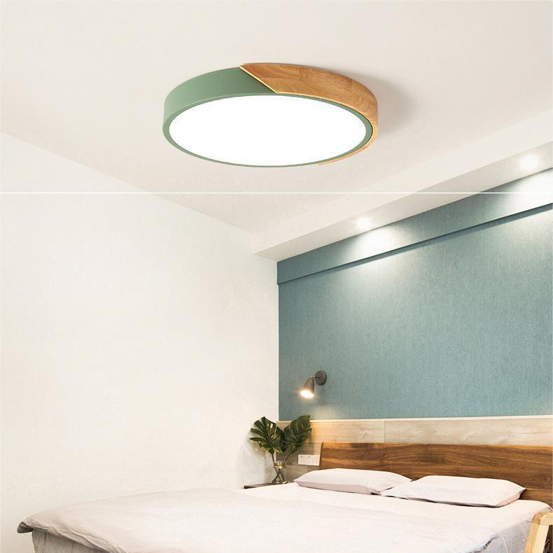Nordic Wooden Macaroon Ceiling Light for Modern Spaces