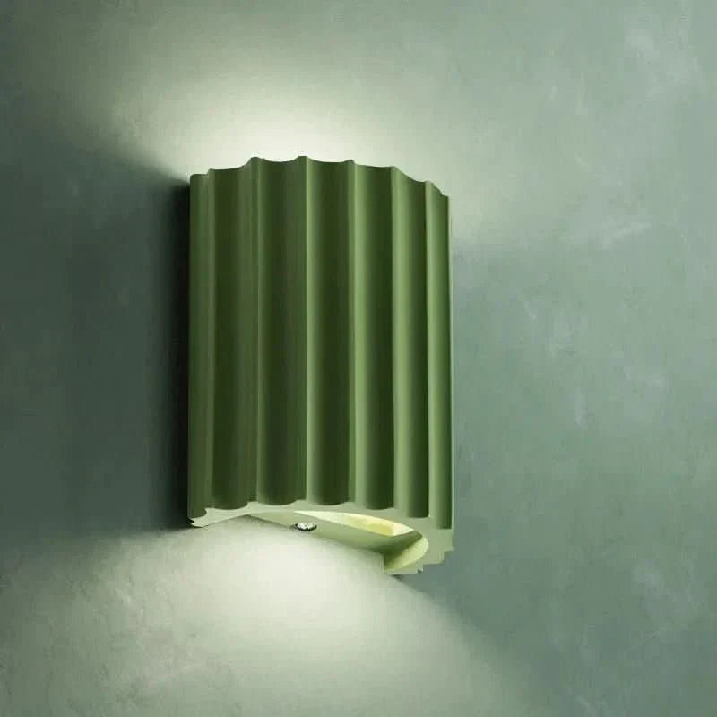 SKYLUMEN – Lampada da Parete Moderna in Resina con Luce Ambientale LED