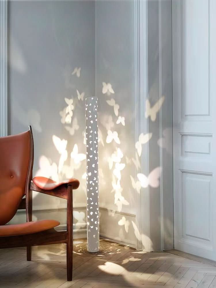 Lampada da Terra a Ombra di Farfalla per Soggiorno