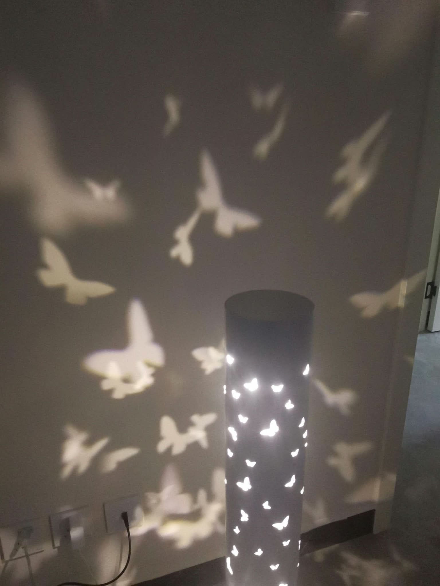 Lampada da Terra a Ombra di Farfalla per Soggiorno
