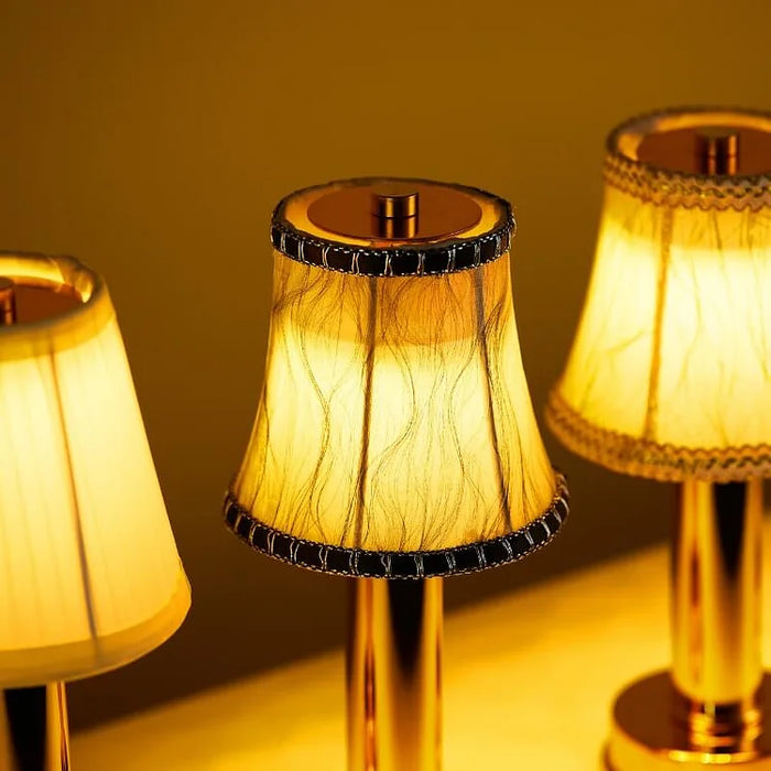 Funzionalità Senza Fili ed Eleganza Setosa