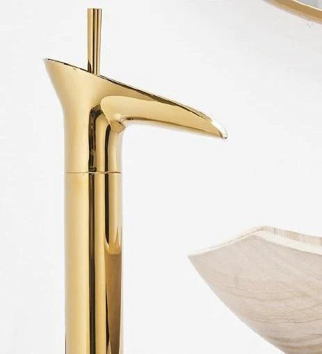 Antico Rubinetto a Cascata per Bagno