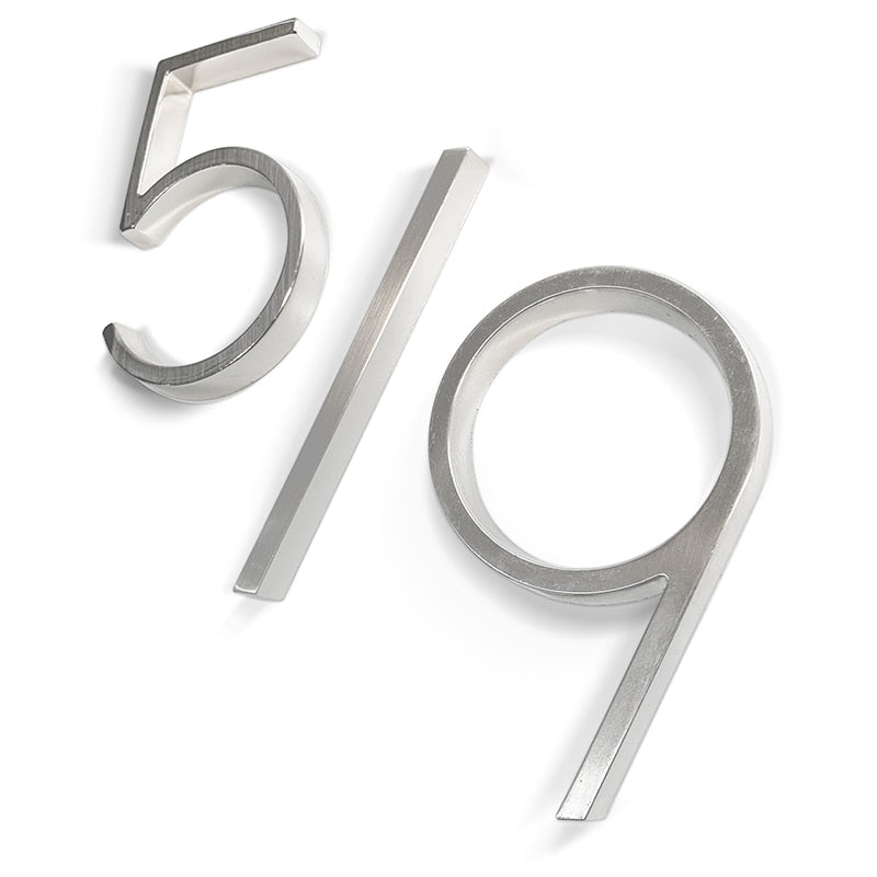 Numeri civici moderni in argento