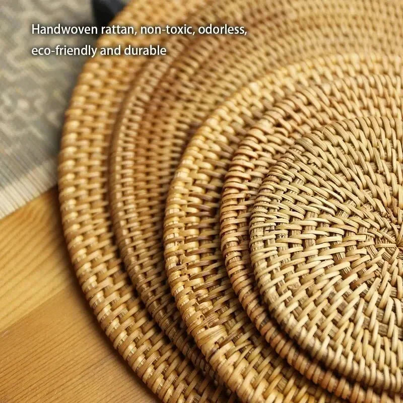 RATTANRA – Sottobicchieri in Rattan Termoisolanti per la Protezione del Tavolo