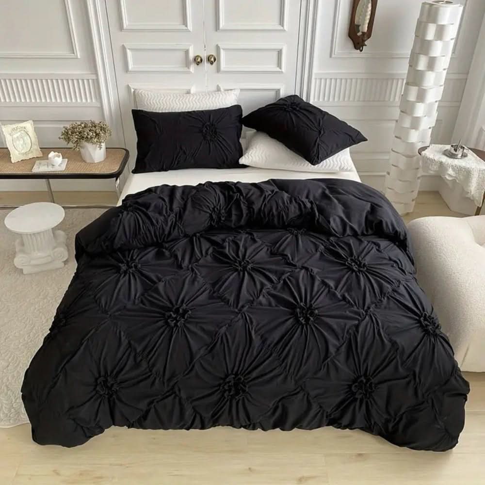 Set Copripiumino RuffleWeave – Elegante set di copripiumino con fiori arricciati realizzato in microfibra