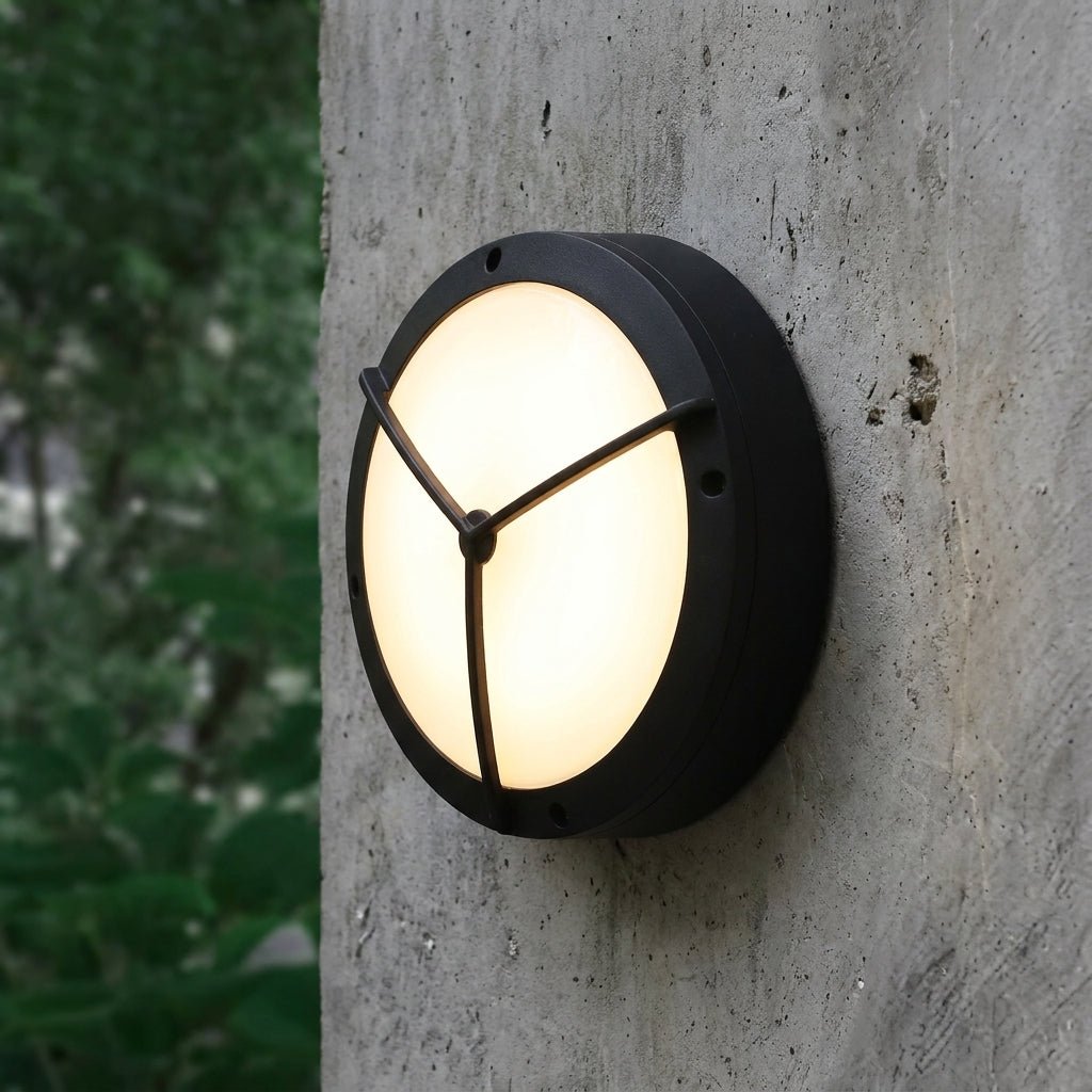Lampada da parete rotonda per esterni con design a griglia segmentata