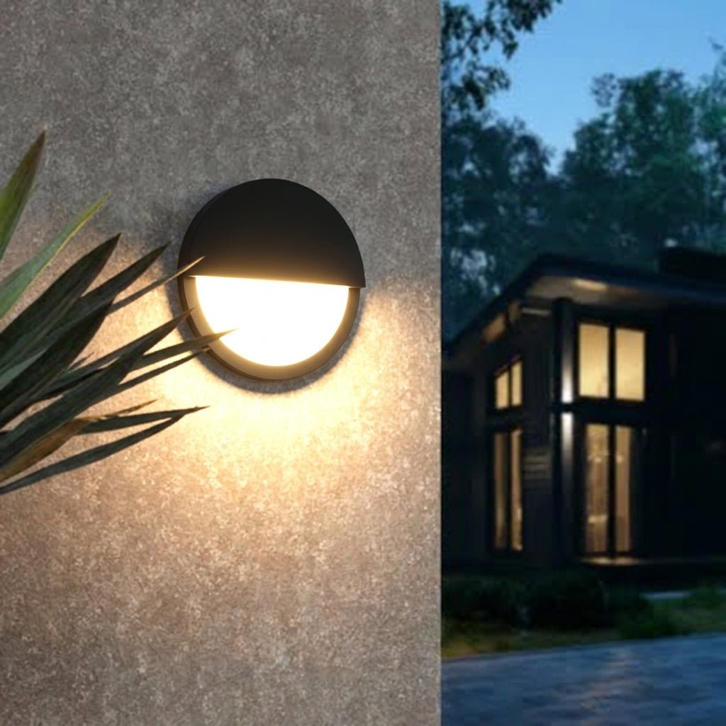 Lampada da parete rotonda per esterni con design a griglia segmentata