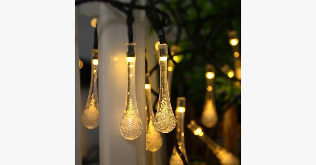 Catene di luci magiche della foresta