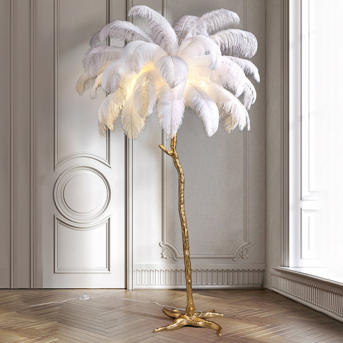 Lampada alta con piume, che porta lusso in ogni ambiente!