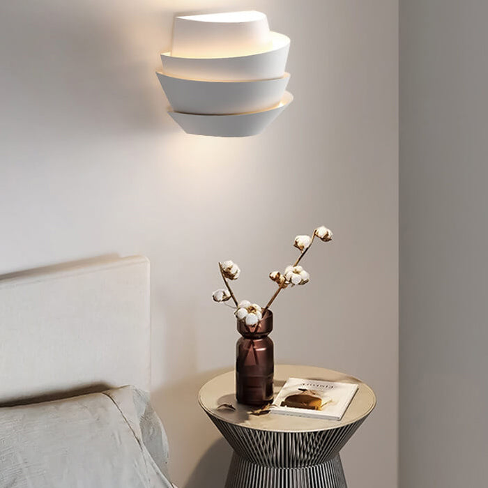 Lampada da parete scandinava con doppio punto luce - NordGlow
