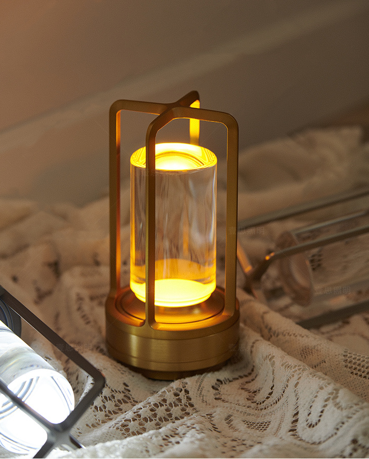 Lampada da Tavolo LED Nordic in Metallo Senza Fili con Dimming Touch