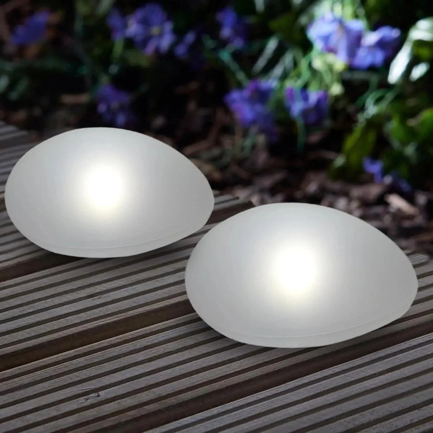 Luce da giardino solare in design pietra