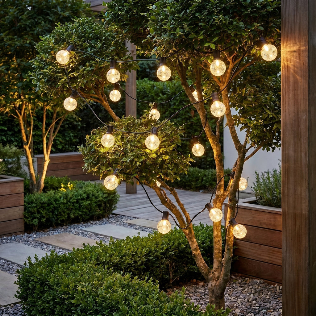 Catena di luci LED solari a palline di cristallo per giardino e terrazza
