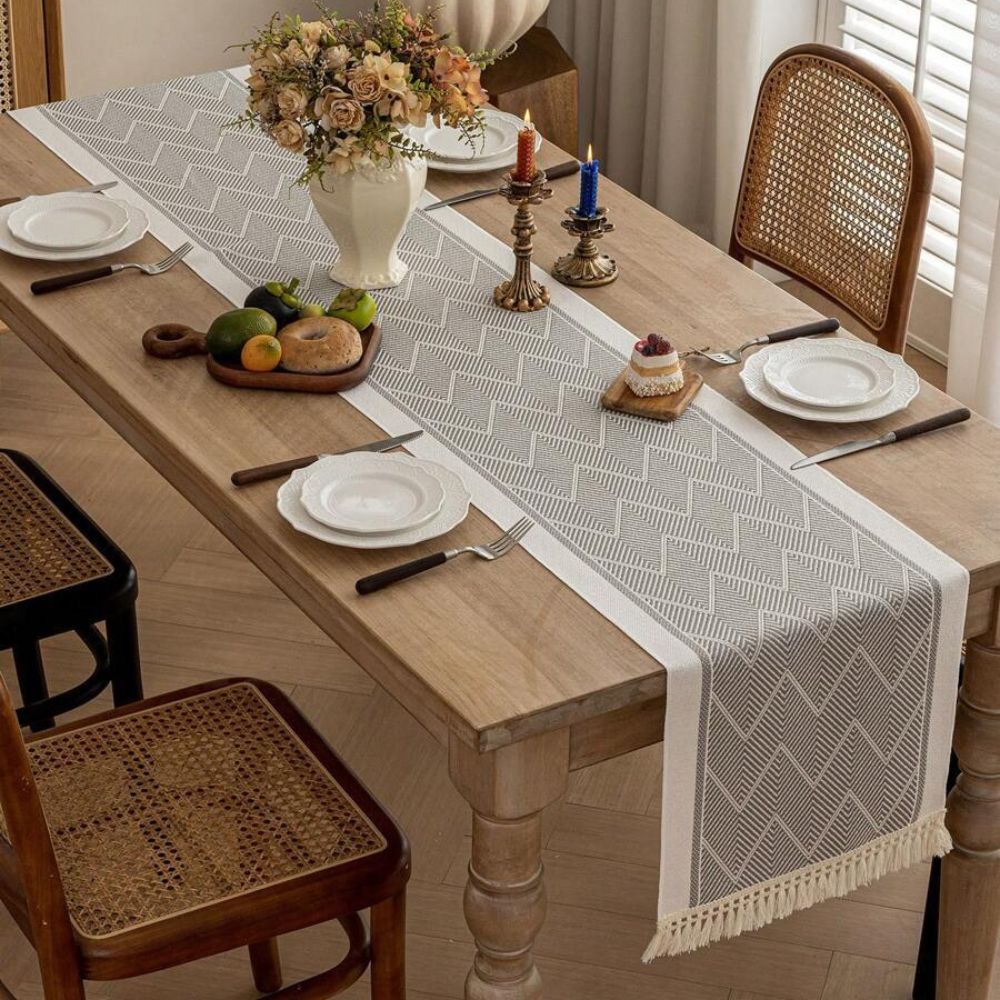TEXTELLE – Elegante Runner da Tavola in Arenaria Intrecciata con Design a Zigzag