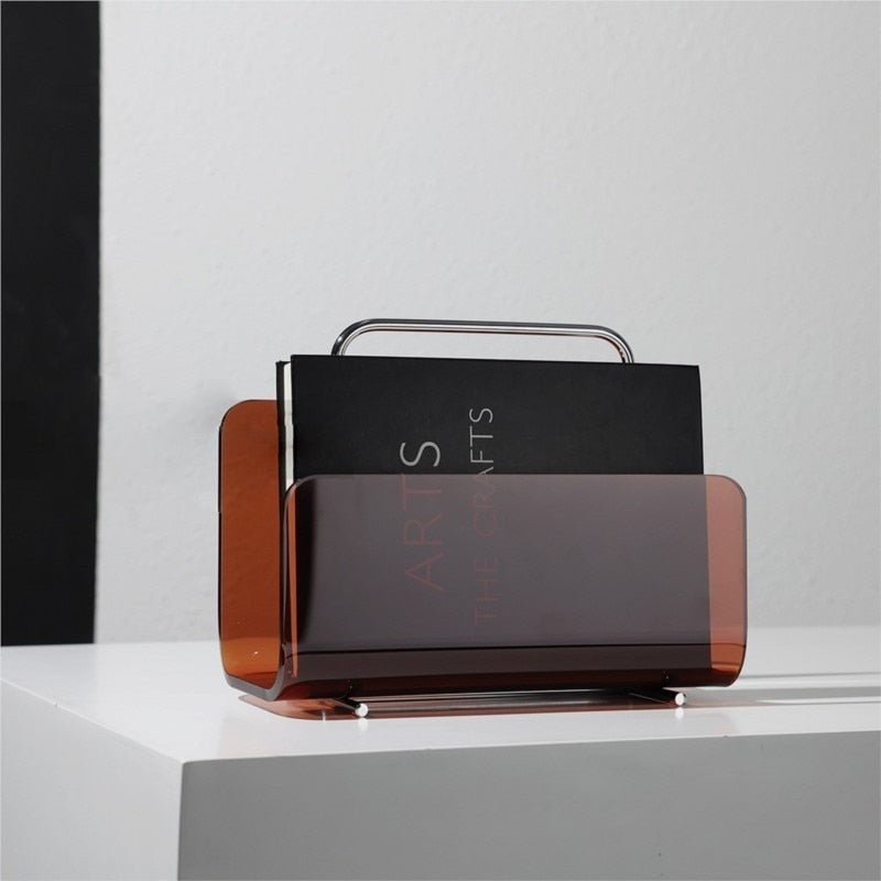 STYLEFILE – Porta riviste in acrilico con silhouette raffinata