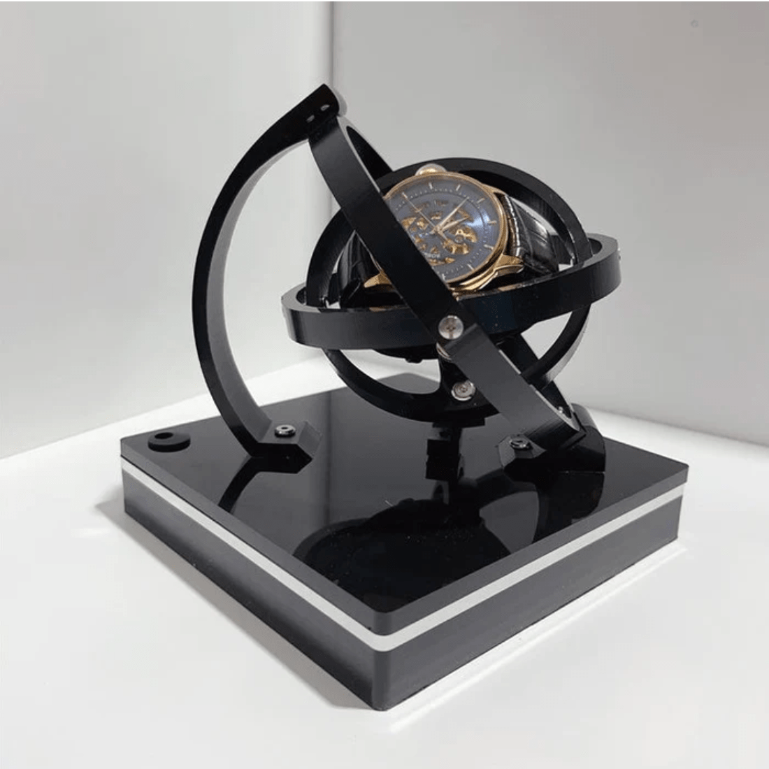 Scatola di Vetrina per Orologi Automatici di Lusso – Mantiene gli Orologi Carichi e Eleva lo Stile degli Interni