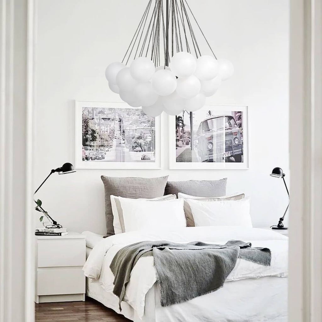Viresta | Lampadario Contemporaneo a Globo a Bolle con Sfere in Vetro Satinato