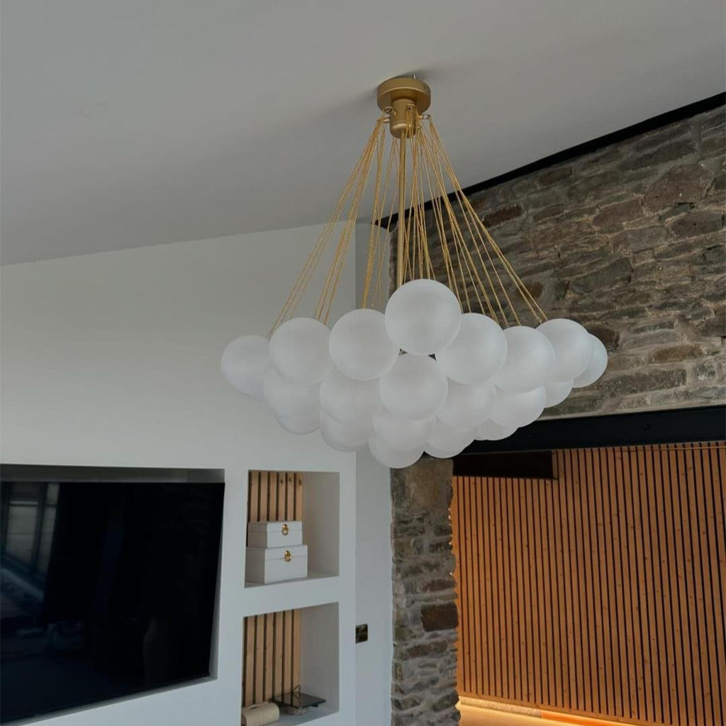 Viresta | Lampadario Contemporaneo a Globo a Bolle con Sfere in Vetro Satinato