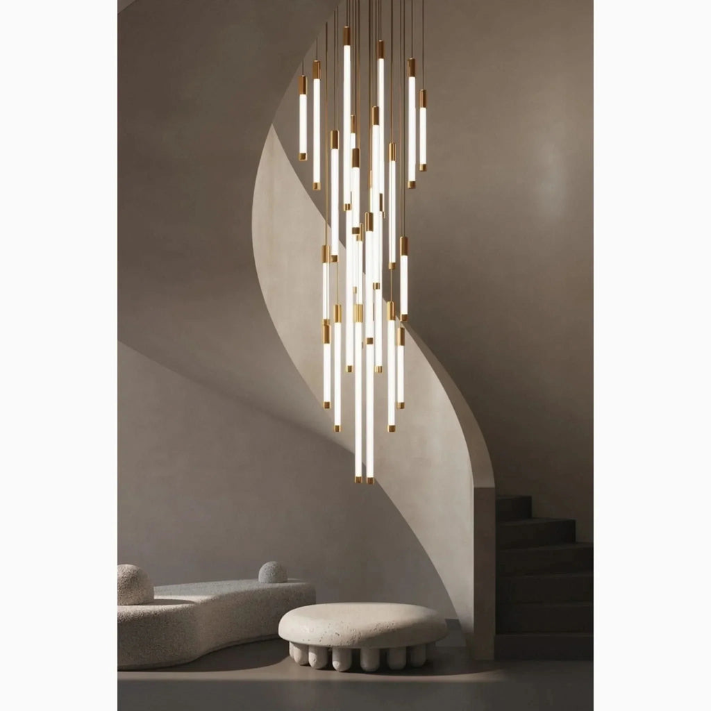 Candelabro LED Oro per Scale – Lampada a Sospensione Moderna