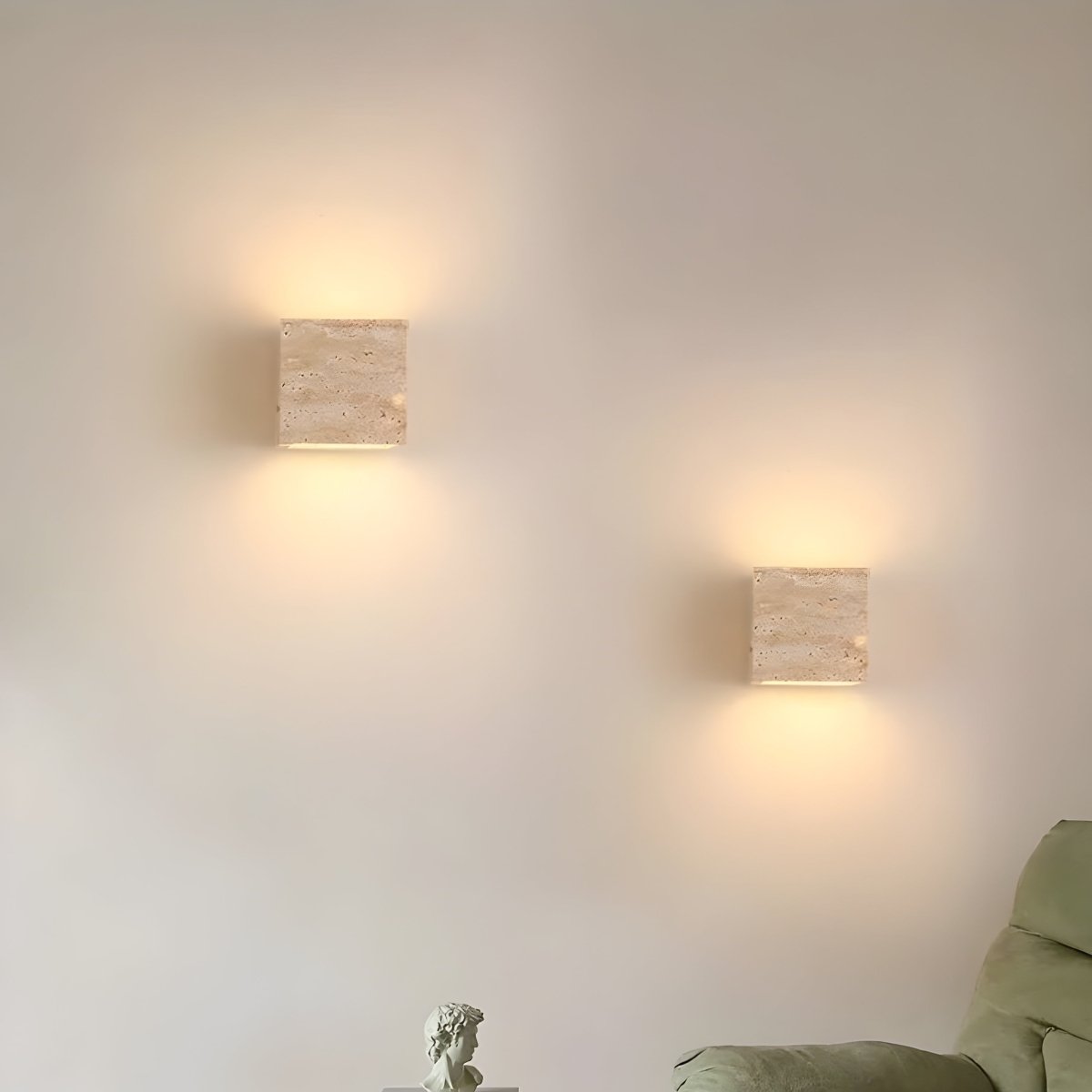 Lampada da parete in travertino per un'atmosfera calda ed elegante