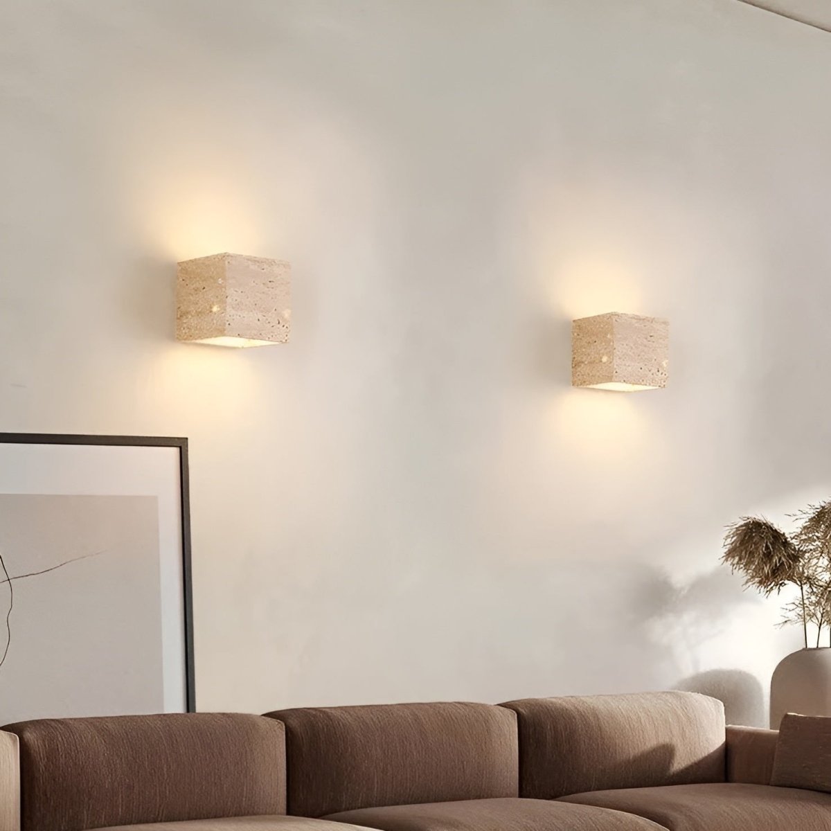 Lampada da parete in travertino per un'atmosfera calda ed elegante