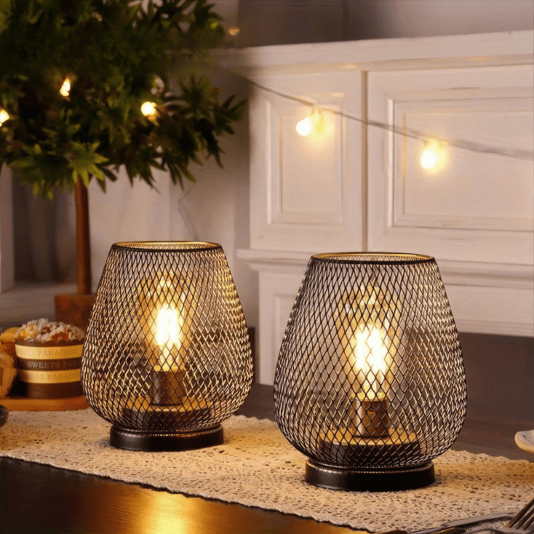 Lampada da tavolo wireless a forma di goccia con design in rete metallica