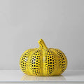 Collezione di Ornamenti ispirata a Kusama