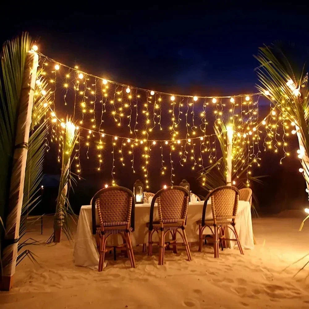 Luci a LED a Stringa a Goccia Luminescenti | Bianco Caldo e Bianco Freddo, Estensibili per Decorazioni Festive Indoor e Outdoor
