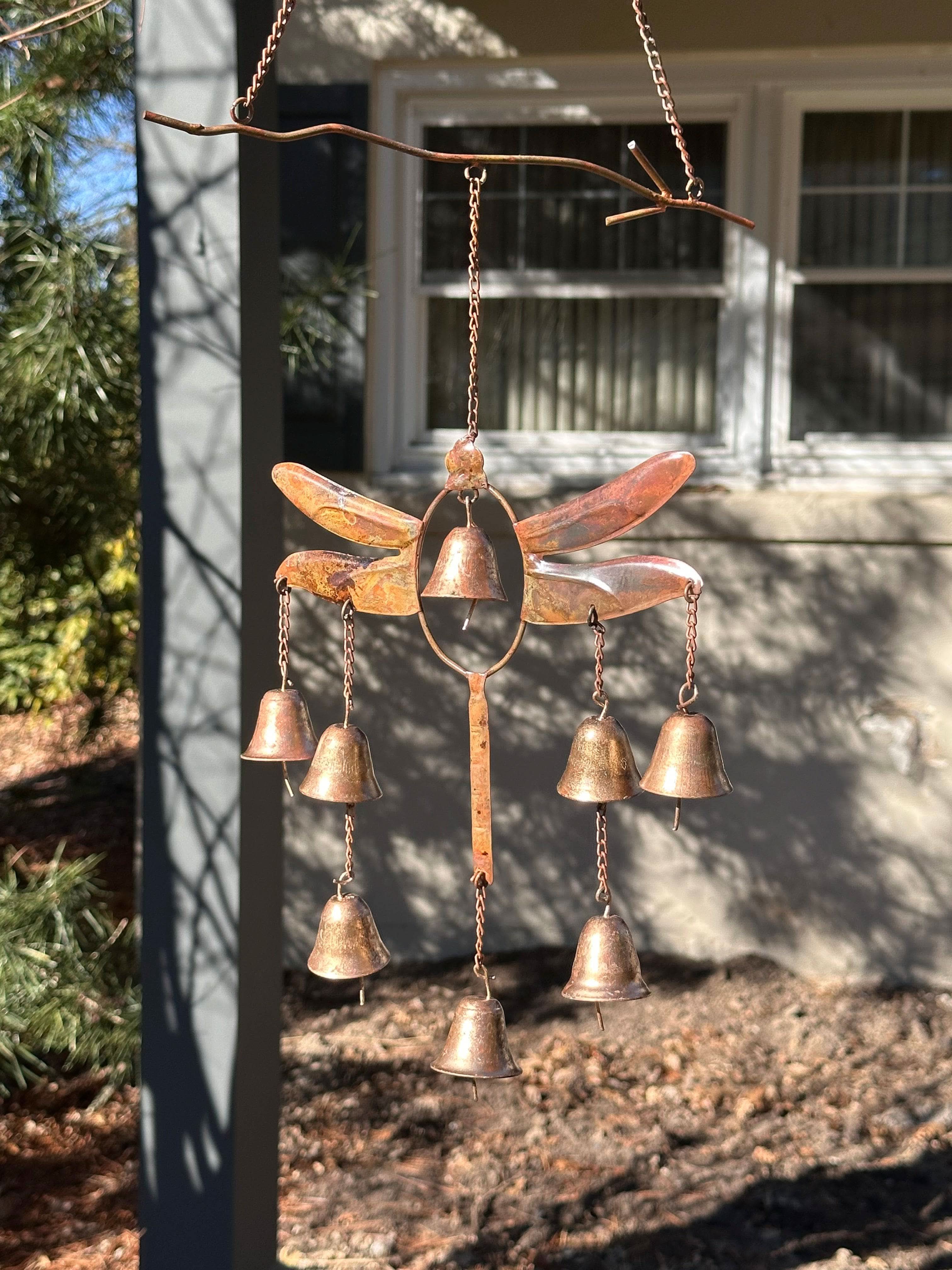 Campanella a vento a forma di libellula con campane Decorazione fatta a mano