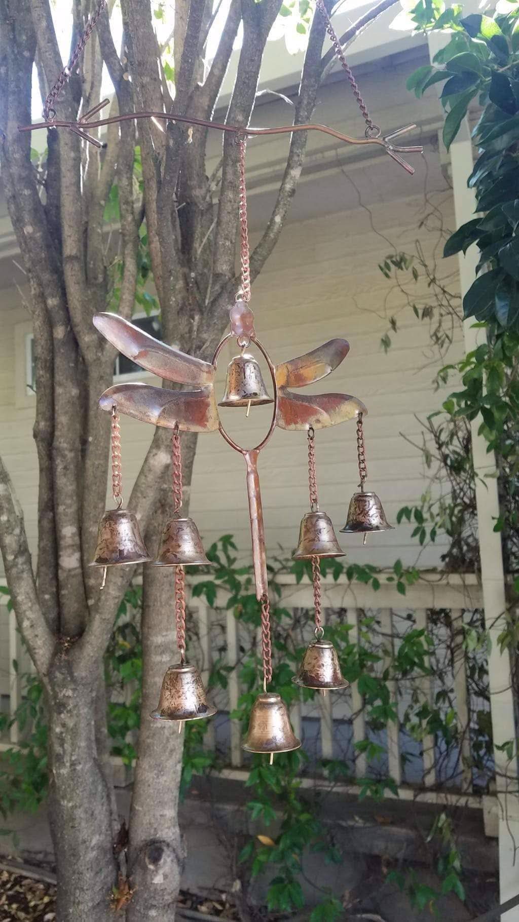 Campanella a vento a forma di libellula con campane Decorazione fatta a mano