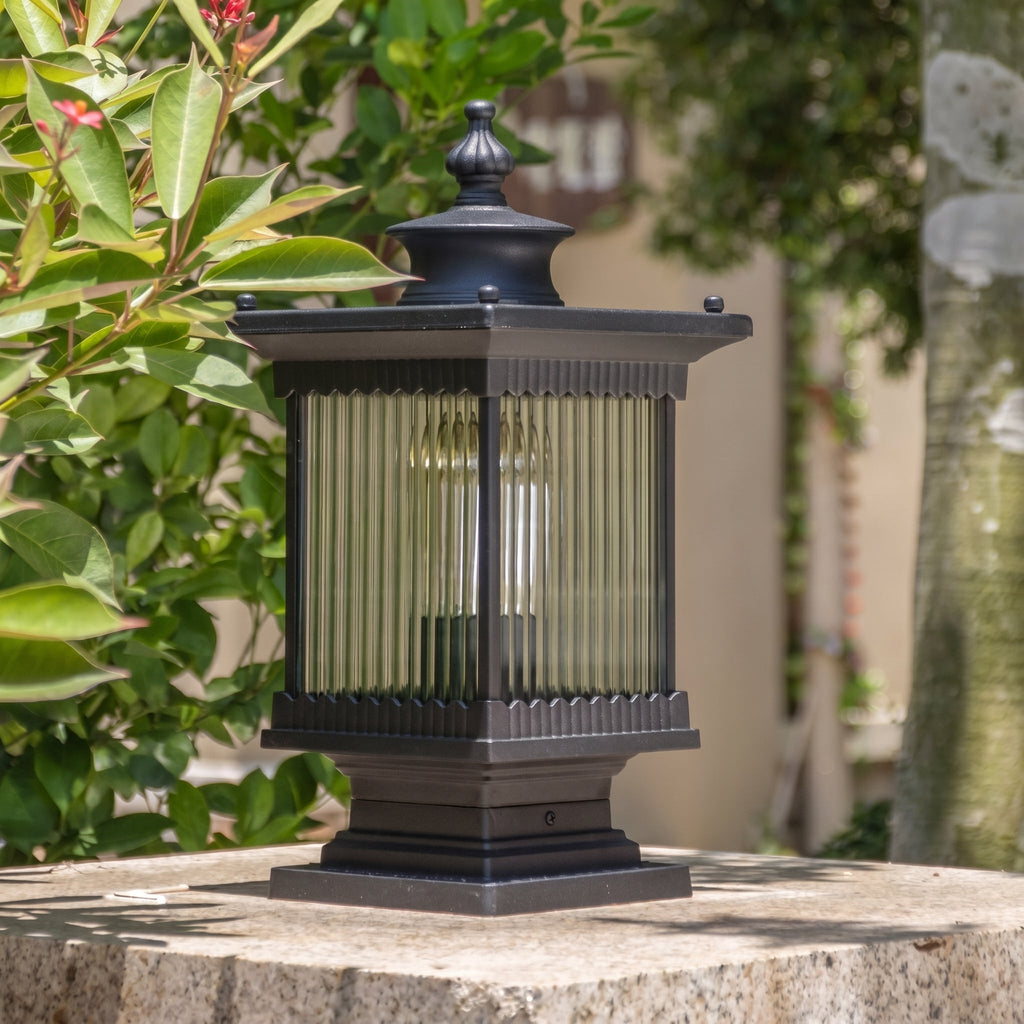 Lanterna a colonna vintage per esterni
