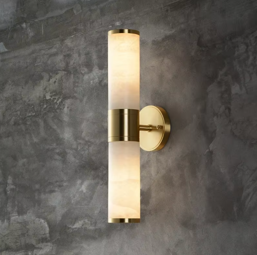 Lampada da parete elegante in tonalità oro ispirata alla natura